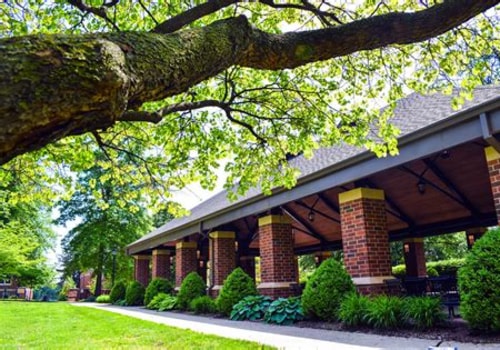 How Outdoor Enhancements Elevate Popular Venues in Hennepin County